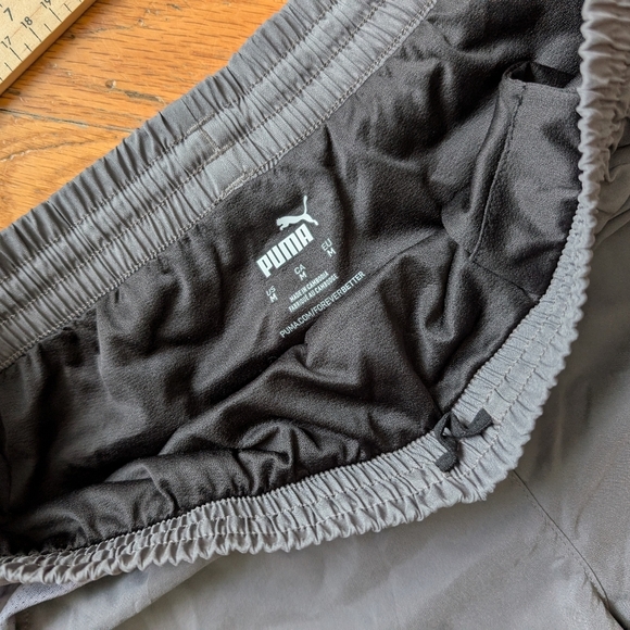 163/164.Nwt Puma Charcoal Gray Running Shorts - Picture 3 of 6